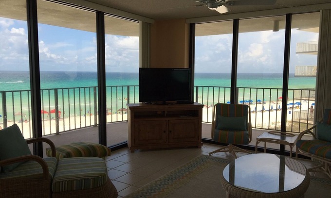 Panama City Beach Condo | Spacious Beachfront Condo at Edgewater