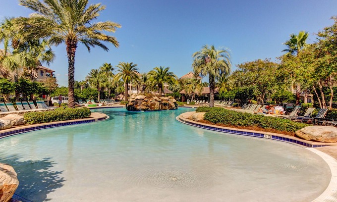 Villages of Crystal Beach House | Spacious & Stylish Home - Shared Pool Access, Short Walk from the Beach