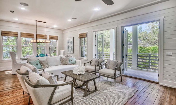 WaterSound Beach House | Spend Fall With Us! Golf Cart! Great Amenities! 5 Adult Bikes! Professionally Decorated!