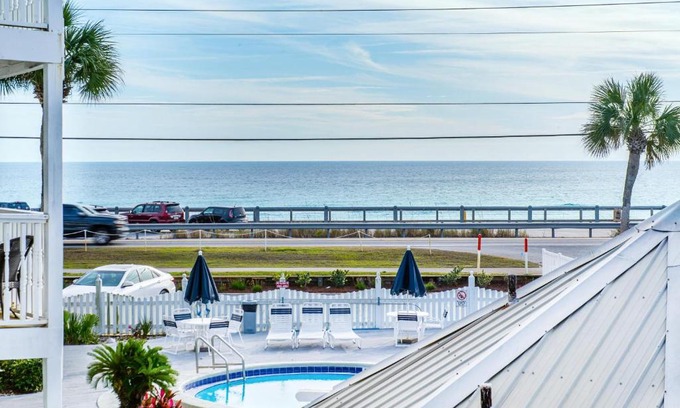 Miramar Beach Apartment | Summer Breeze 209