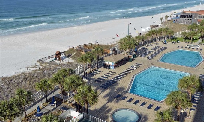 Panama City Beach Condo | Summit 828, 1 Bedroom, Beachfront, Pool, Sleeps 7