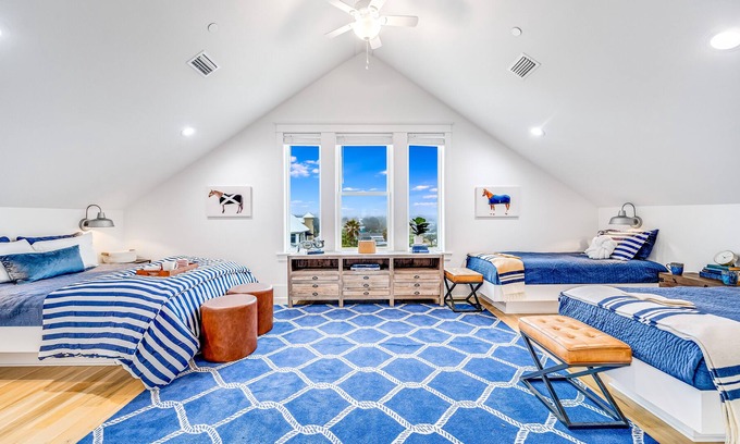 Laguna Beach Estates House | "Sunset" Newly Renovated Beachfront Home!