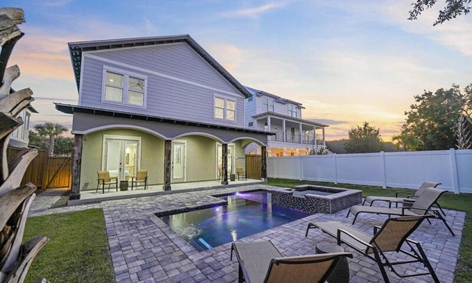 Crystal Beach House | The Luke House by Five Star Properties