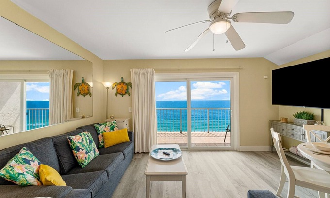 Panama City Beach Condo | The Summit 1116 | 1 Bed, 1.5 Bath