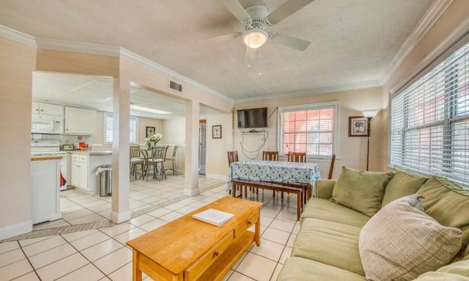 Silver Sands Beach House | The Surfer