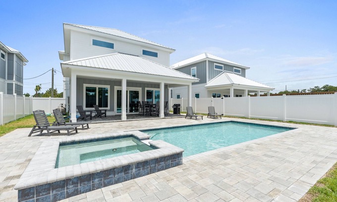 Laguna Beach House | Totally Beachin Pet Friendly Beach House - Private Pool, Beach, Fall Special