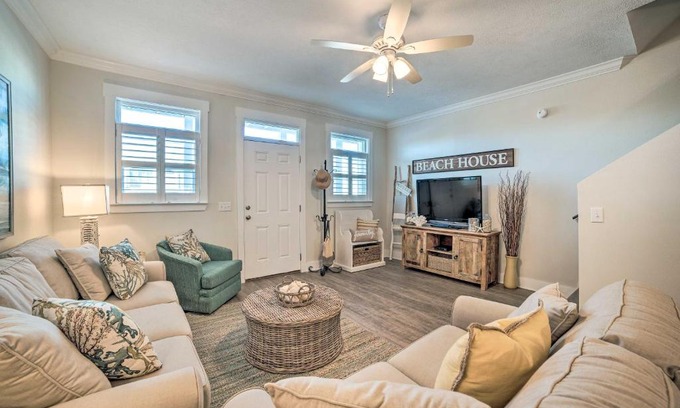 Mexico Beach House | Upscale Ocean View Getaway - Walk to Beach!