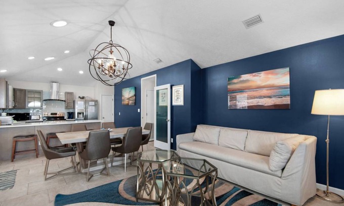 Laguna Beach House | 139 m² House ∙ 2 bedrooms ∙ 6 guests