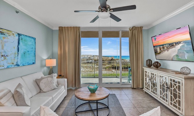 Fort Walton Beach - Destin Condo | π Waterscape A101 Oceanfront! Ground Floor 3BR + Bunkroom! Beach View!
