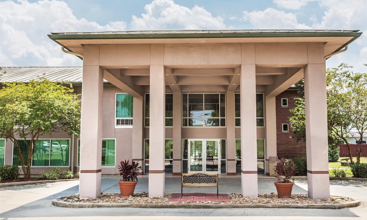 Luling Hotel | Ramada by Wyndham Luling