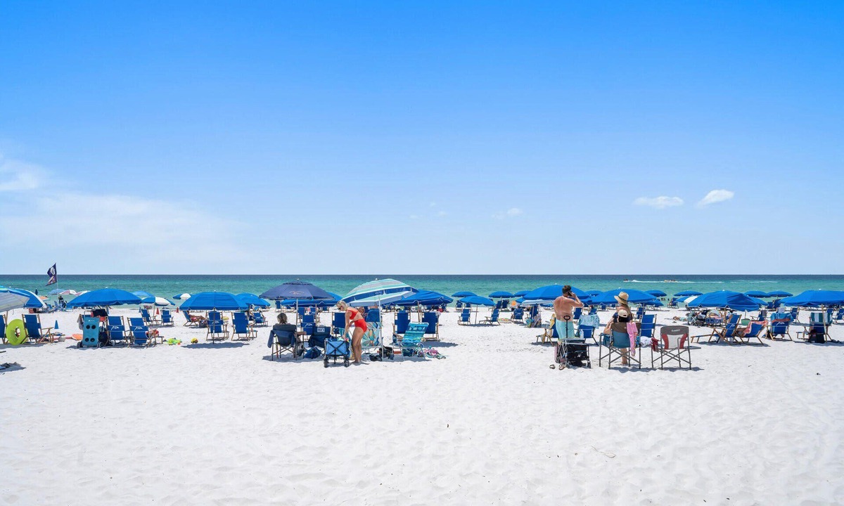 Four Mile Village Condo | Tops'l Resort & Racquet Club #313