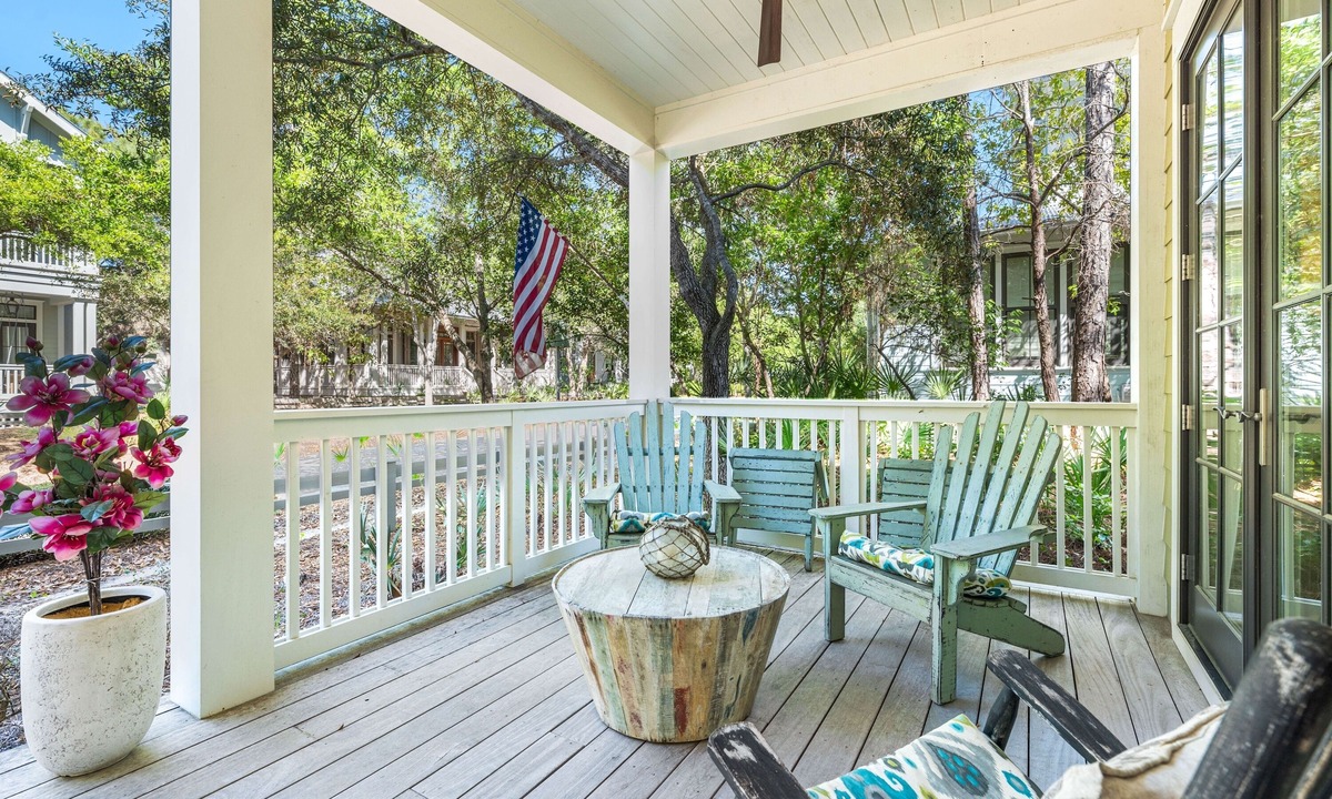 Forest District House | Watercolor Stunner w Pool near Camp Watercolor
