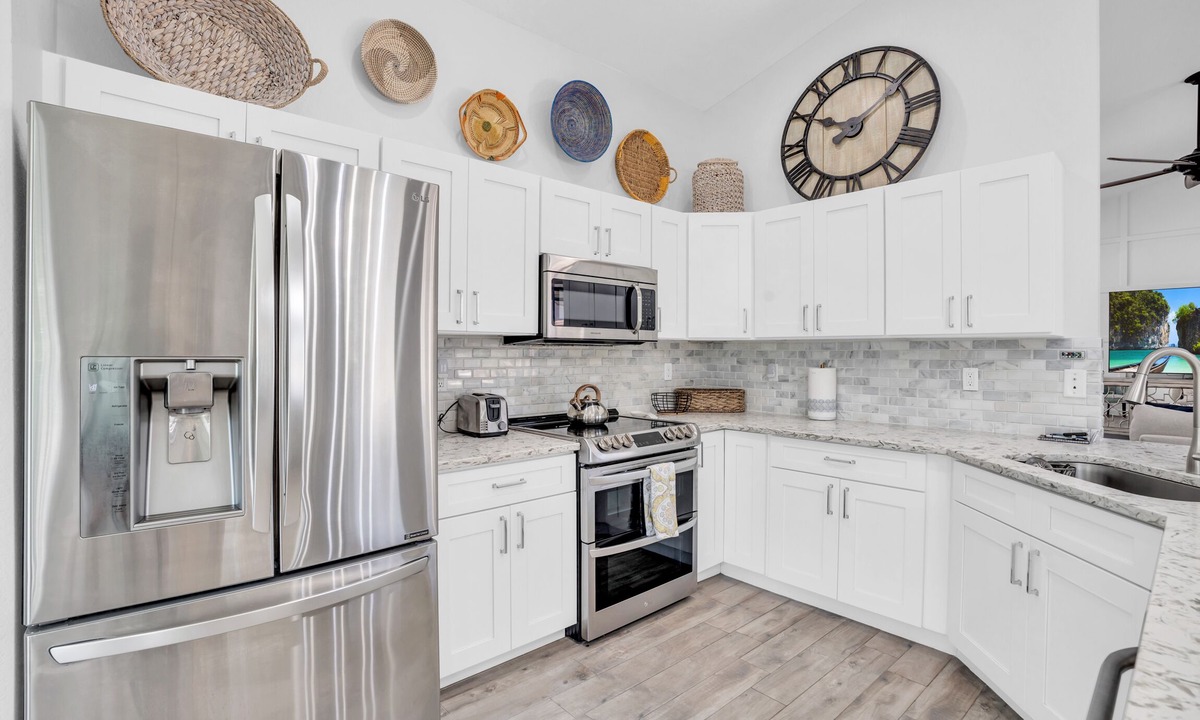 Willoughby Acres House | Enjoy all that Naples has to offer. Convenient access to everything you need.