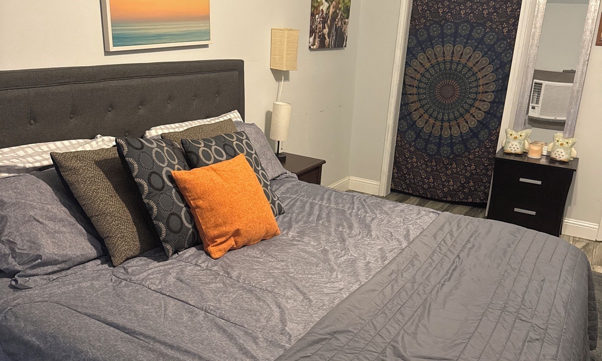 Pasadena Apartment | Large 1 bedroom house. Covered parking in a safe area. WiFi. Tv in every room!
