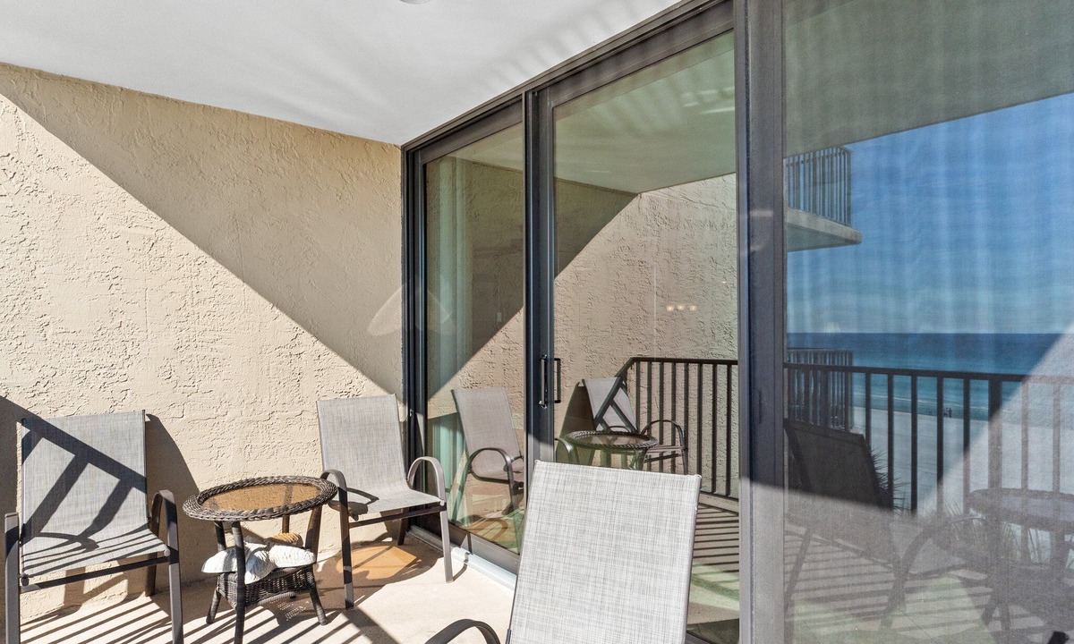 Gulf Lagoon Beach Condo | PET FRIENDLY! Stay Right on the Beach! - PW402