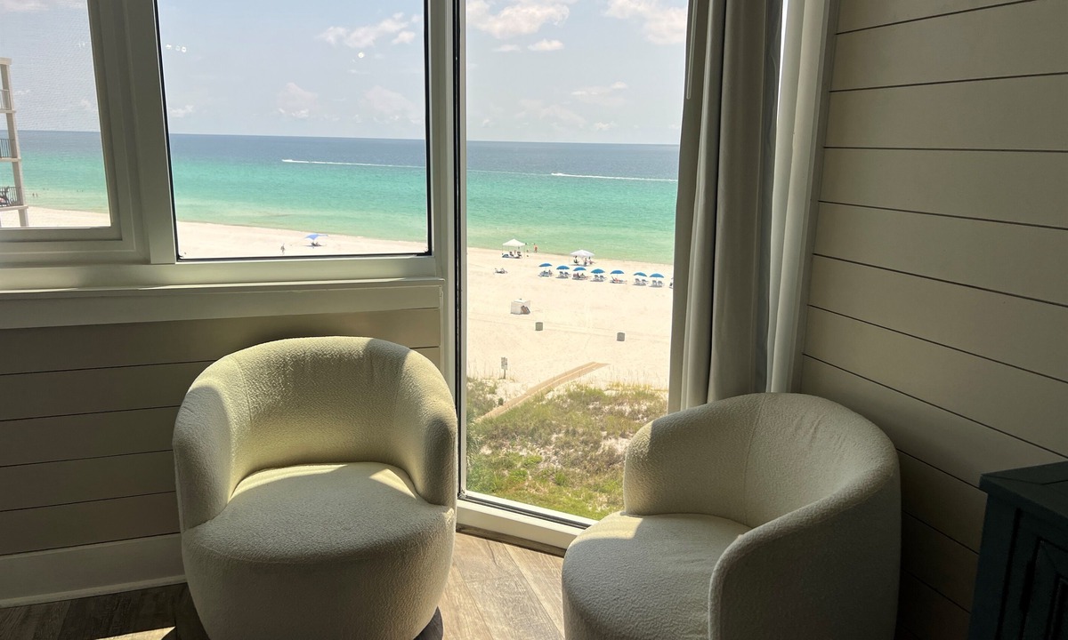 Panama City Beach Condo | 🏖️ True Beachfront Studio | FREE Beach Chairs | Early 3PM Check-In