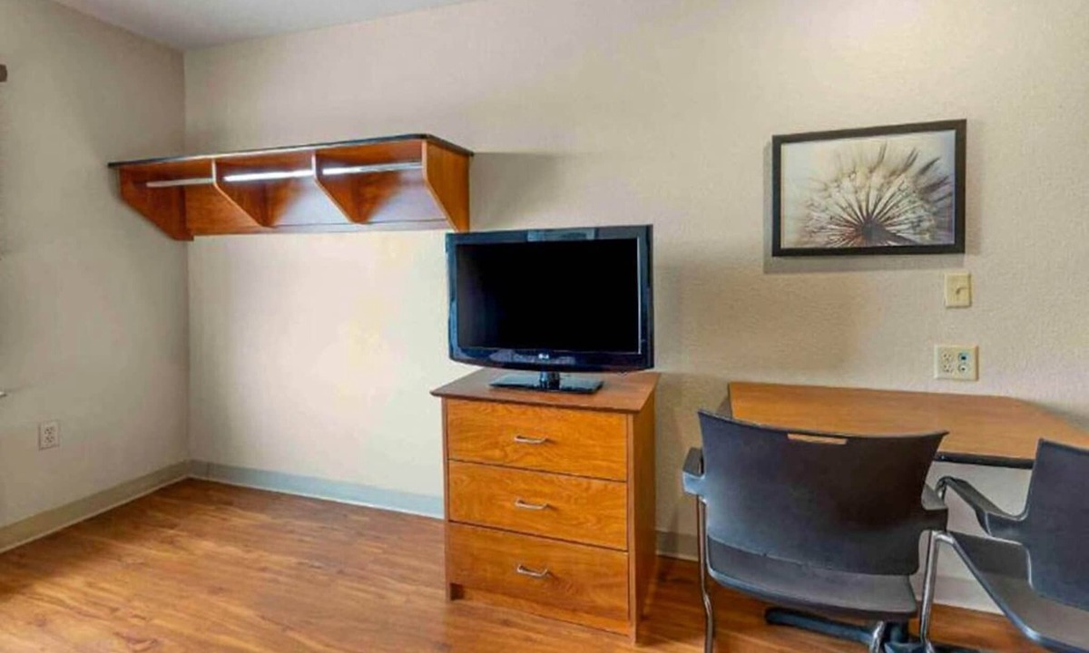 Bossier City Apartment | 1 Bed | Deluxe, Sofa-Bed