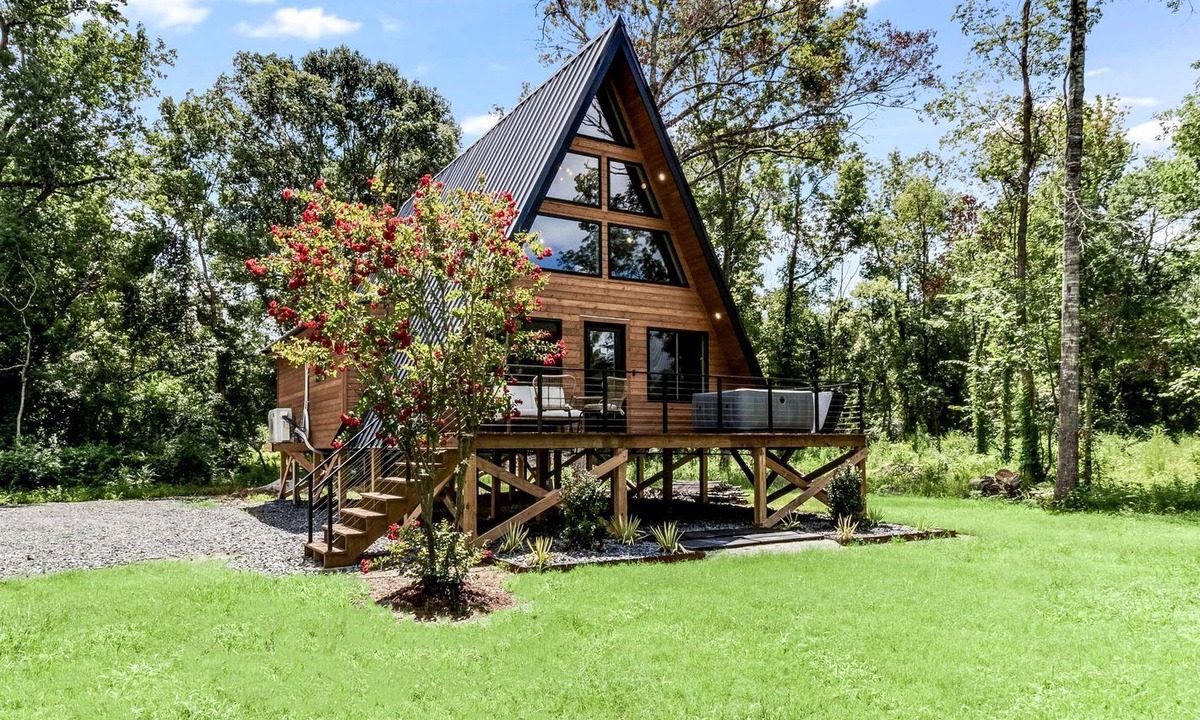 New Iberia Cabin | Fantastic A-Frame with Spa and Furnished Deck in Louisiana