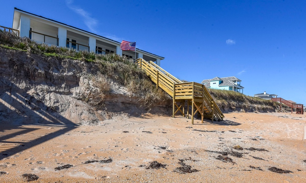 Painters Hill House | The White House Flagler Beach Ocean Views- Master