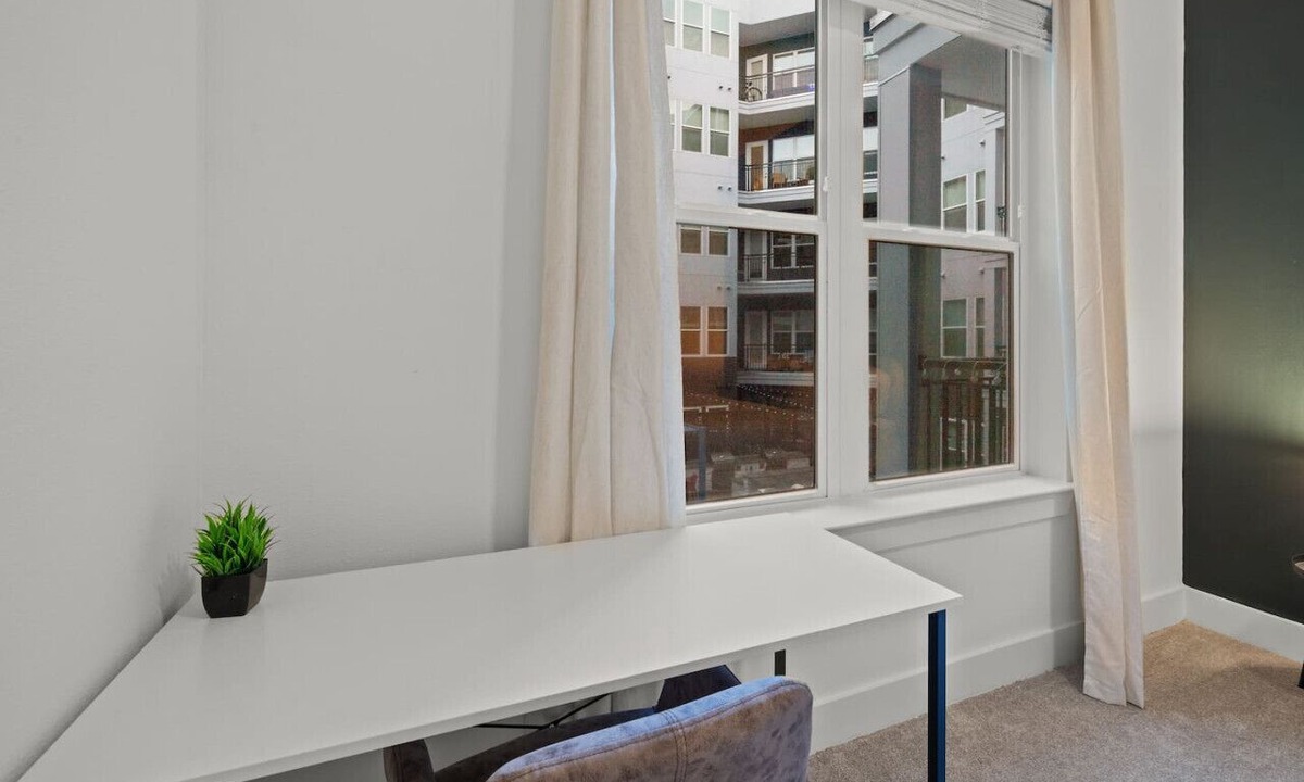 Tampa Apartment | Cozy, 2BD haven in heart of Tampa | Free Parking!
