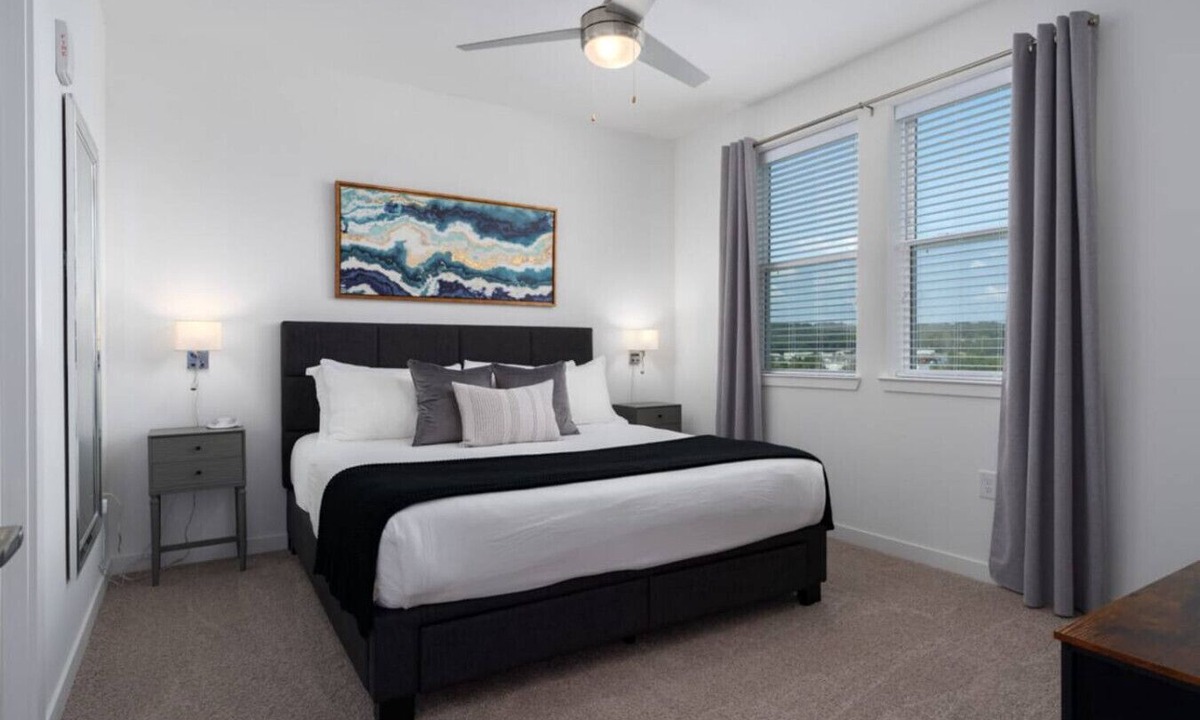 Pelham Apartment | 2 King Suites + Pool Near Oak Mountain
