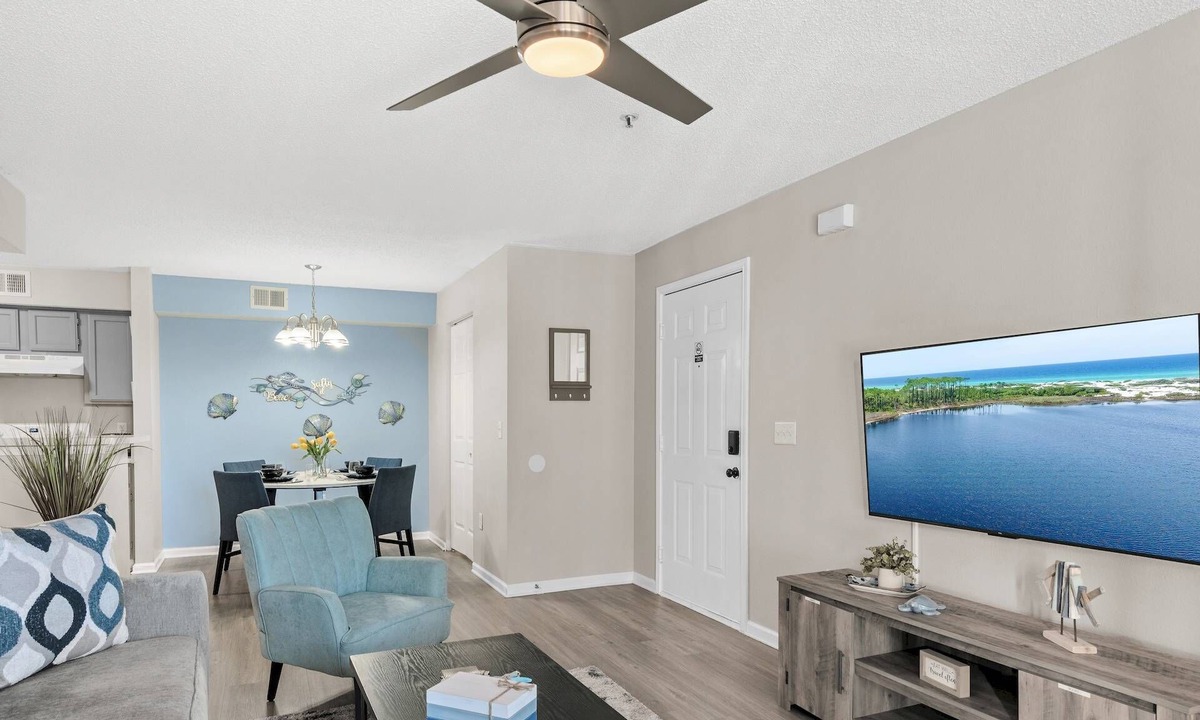 Indian Bayou Condo | COASTAL CHARMER, Great Value, Clean, Walk 2 Beach, Pool, Fitness Center