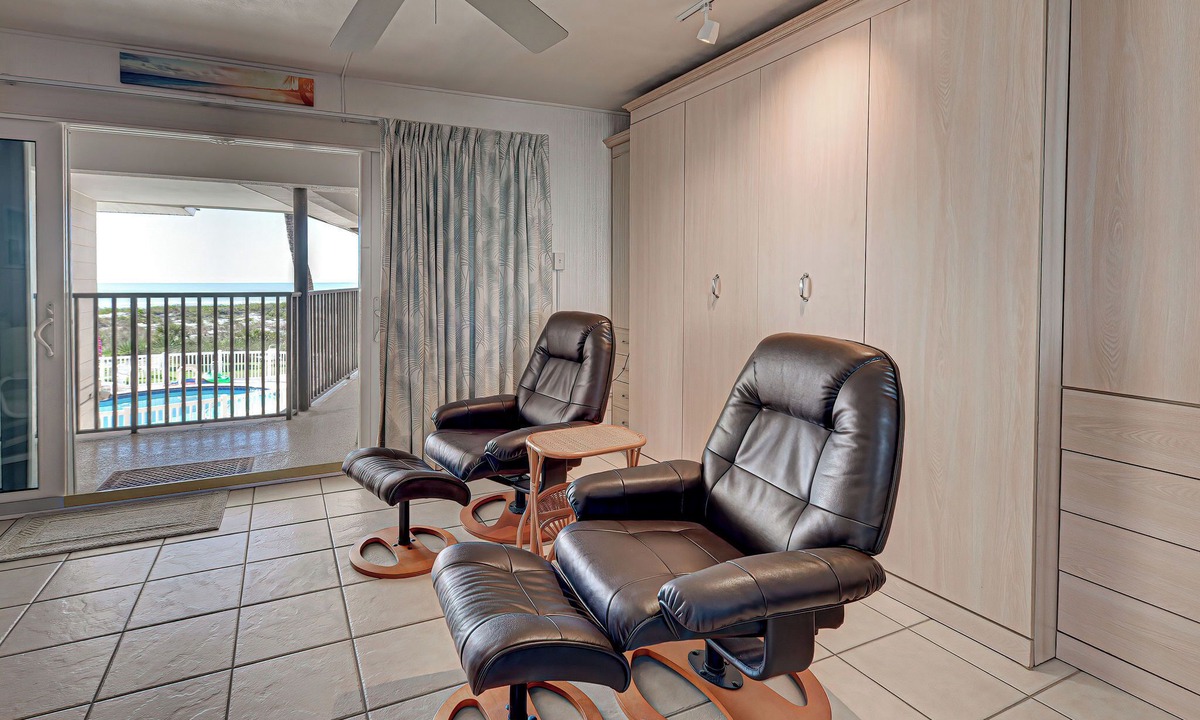 Golden Beach Condo | Directly on the Gulf - Unit 17 - Studio - Second Floor - Sleeps 2