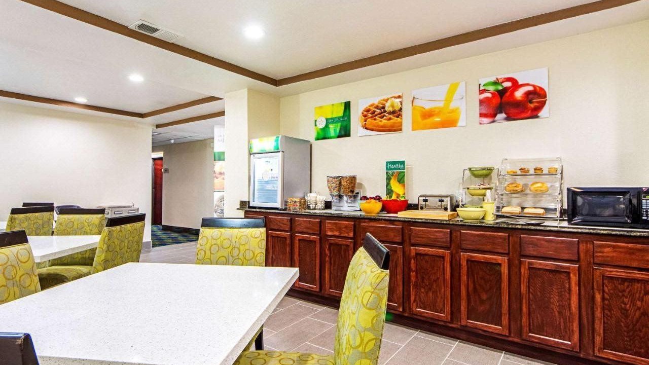 Photo of Livingroom in Greenville