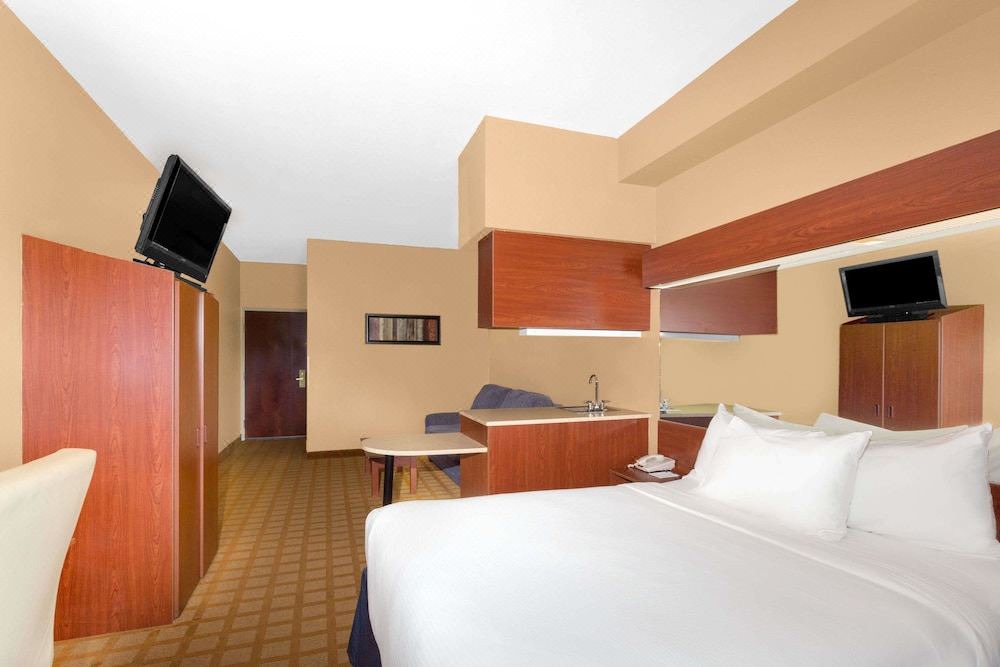 Photo of Bedroom in Starkville