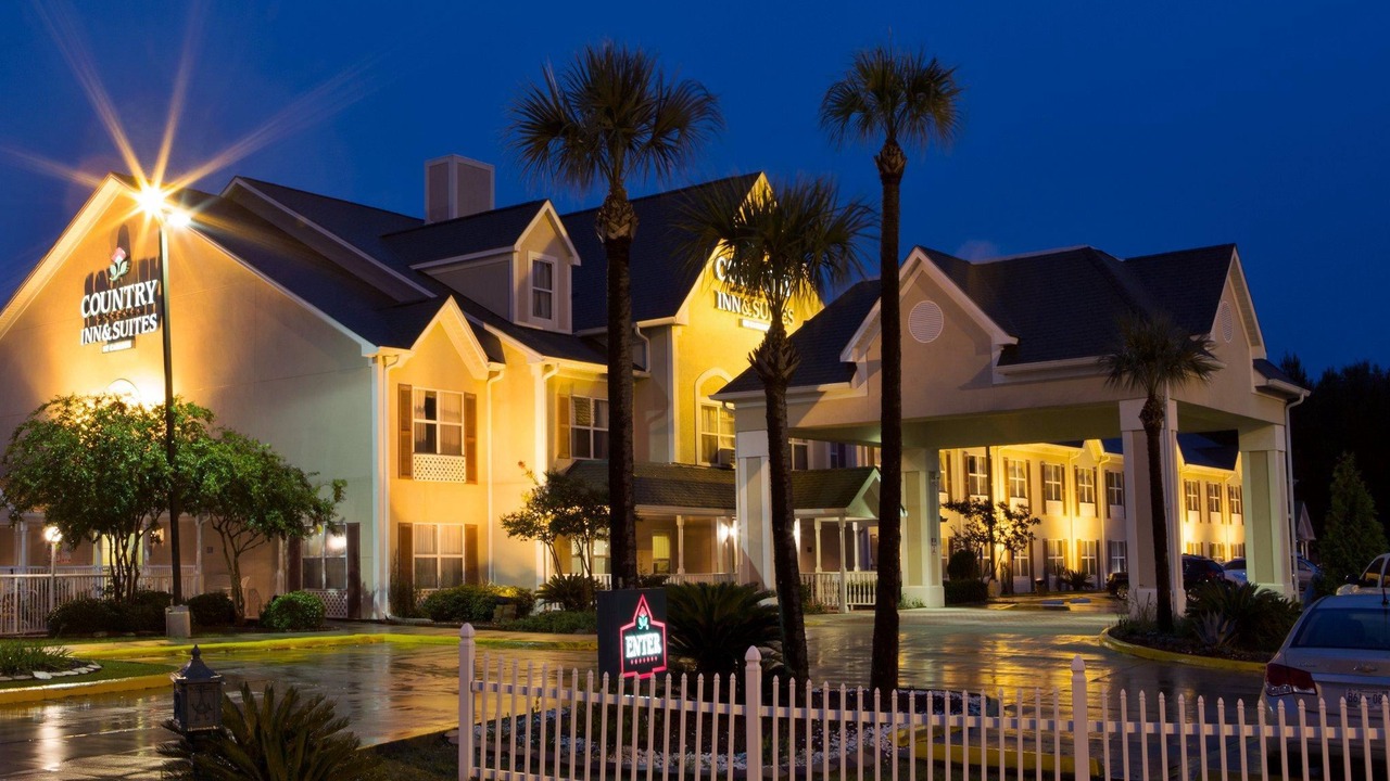 Photo of Buildings in Biloxi