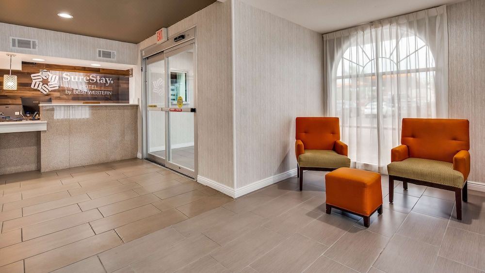 Photo of Livingroom in Alexandria