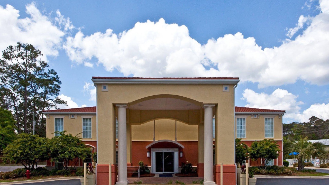 Photo of Buildings in Niceville
