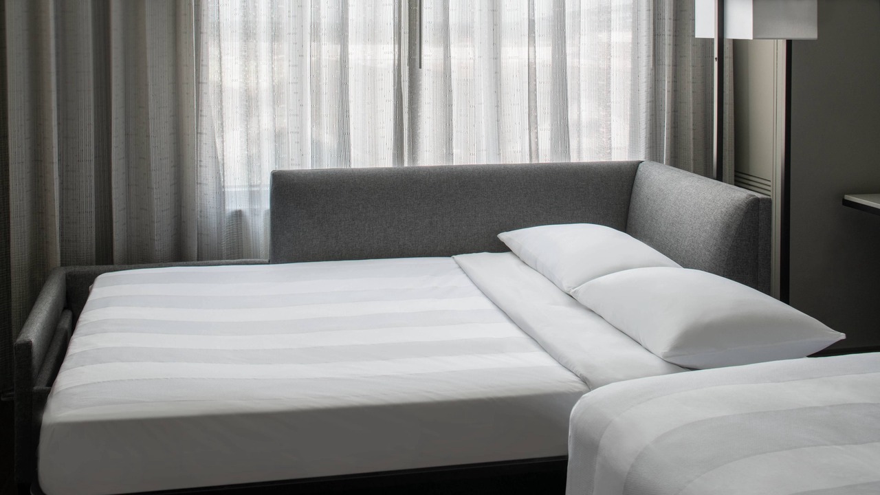Photo of Bedroom in Arts/Warehouse District