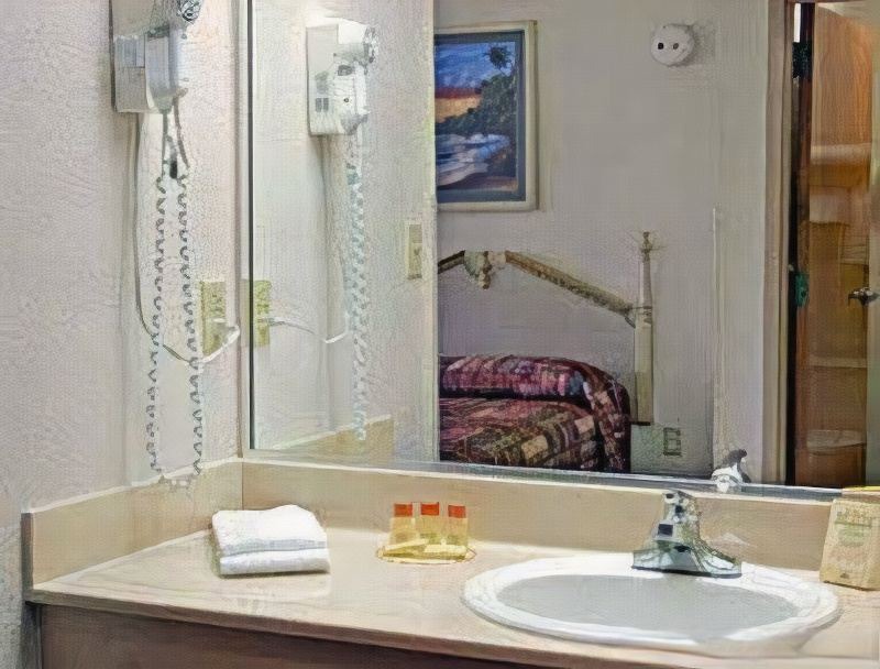 Photo of Bathroom in Callaway