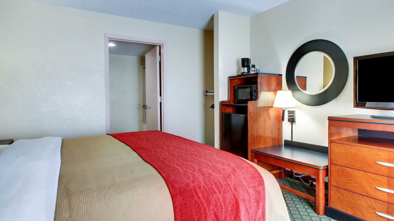 Photo of Bedroom in Brookhaven