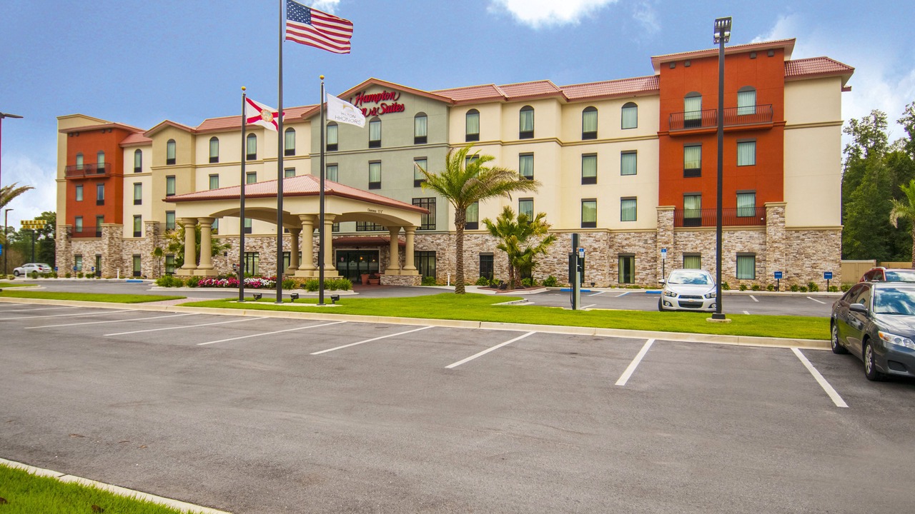Photo of Buildings in Northwest Pensacola