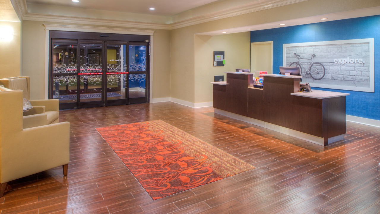 Photo of Livingroom in Denham Springs