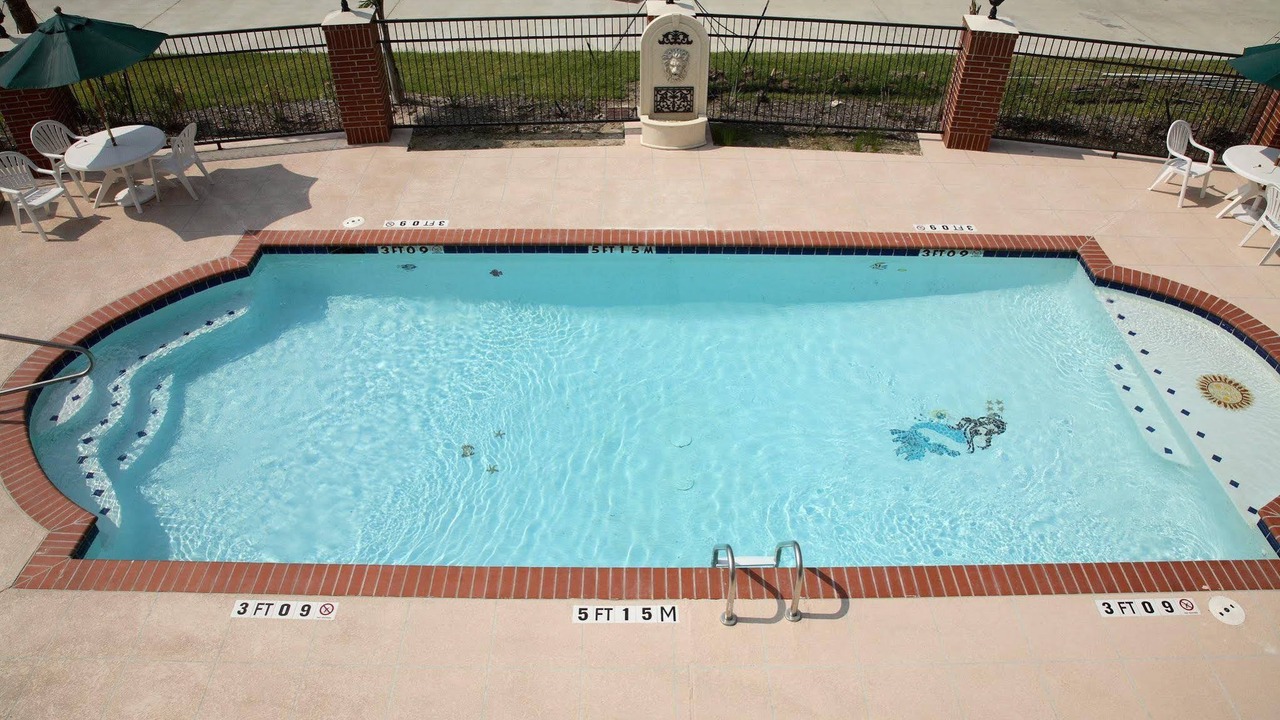 Photo of Outdoor in Orange
