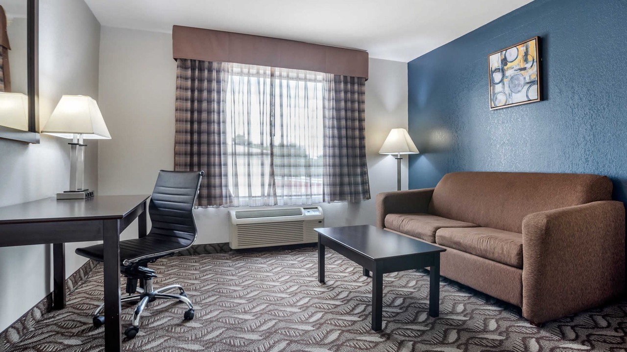 Photo of Livingroom in Broadmoor