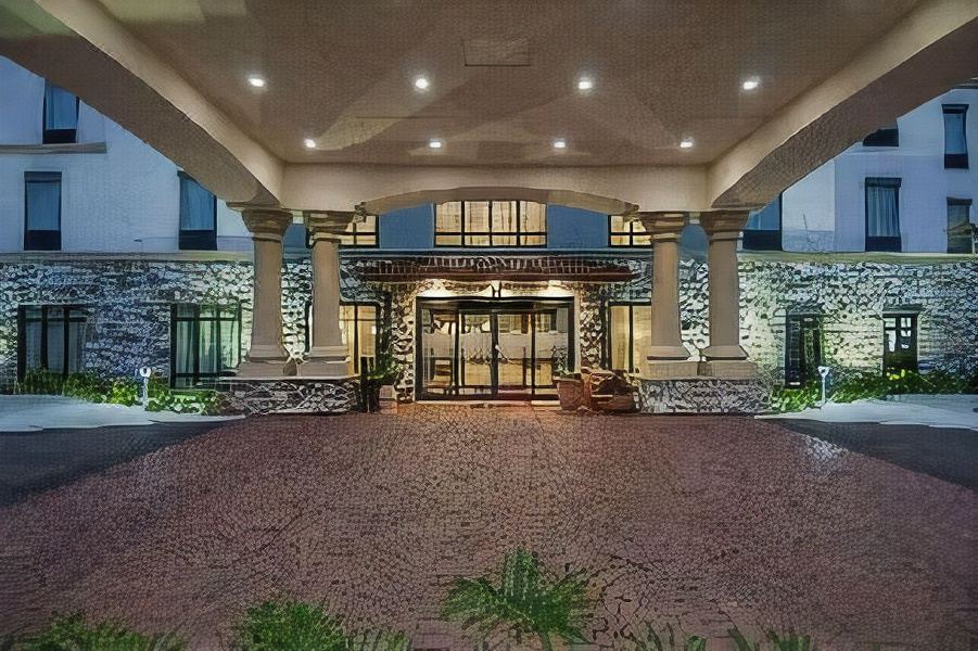 Photo of Buildings in Northwest Pensacola
