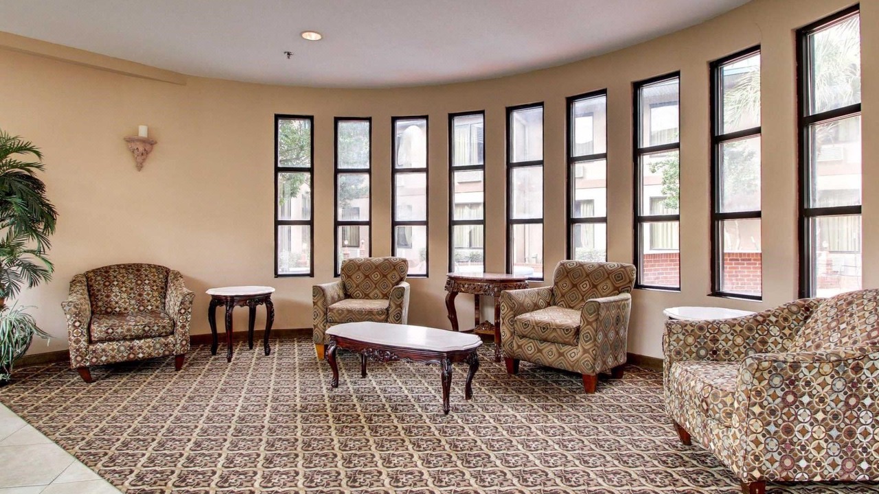 Photo of Livingroom in Laurel