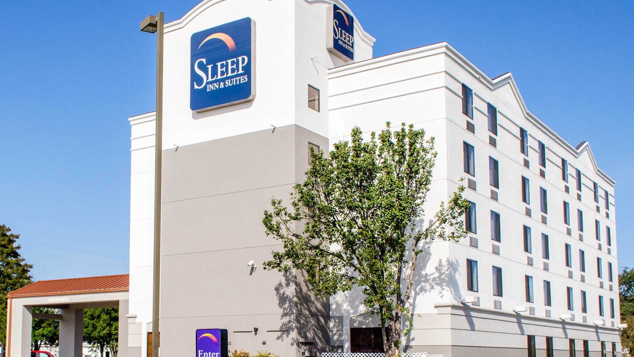 Photo of Buildings in Metairie
