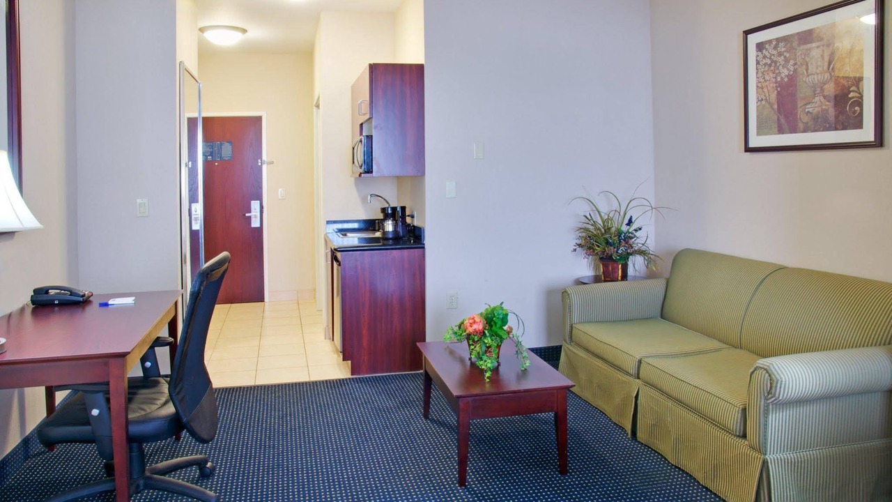 Photo of Livingroom in Orange