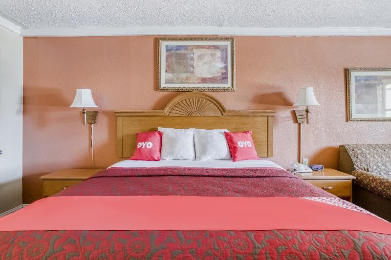 Photo of Bedroom in Pineville