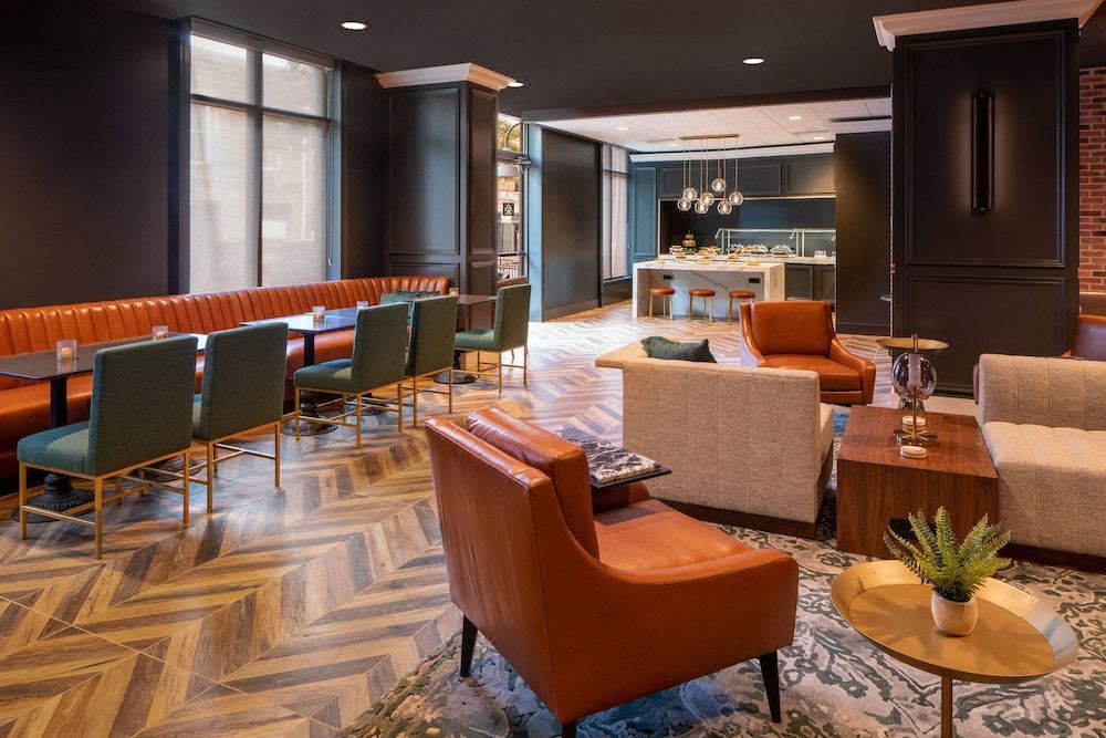 Photo of Livingroom in Arts/Warehouse District