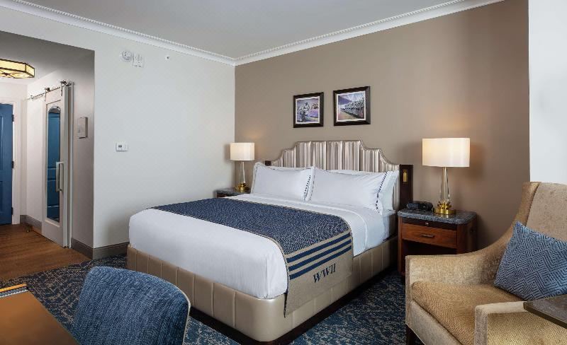 Photo of Bedroom in Arts/Warehouse District