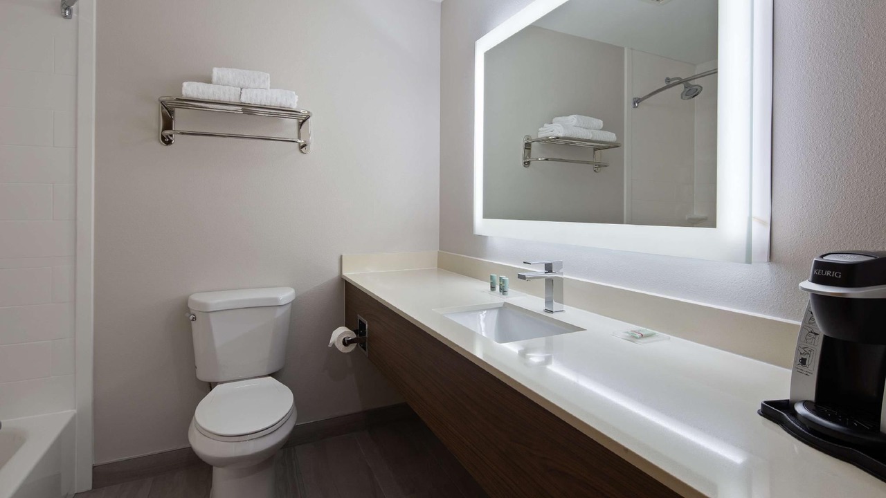 Photo of Bathroom in Niceville