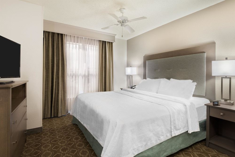 Photo of Bedroom in Mid City South