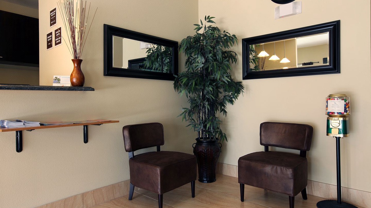 Photo of Livingroom in Sulphur
