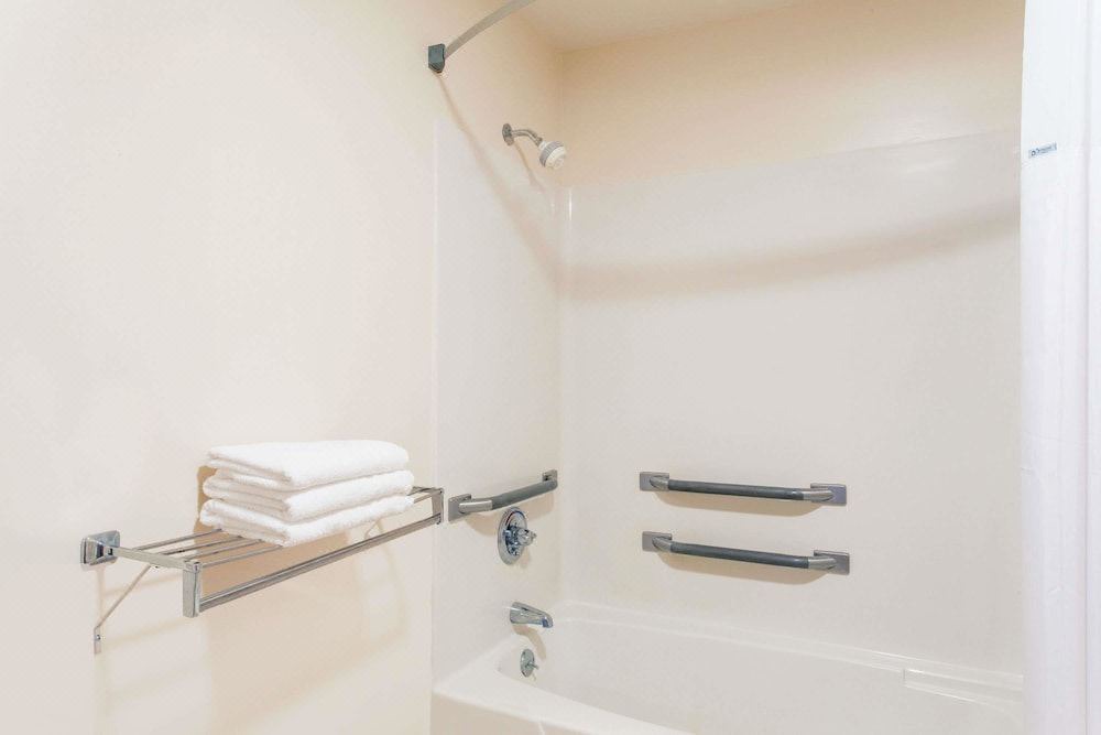 Photo of Bathroom in Picayune
